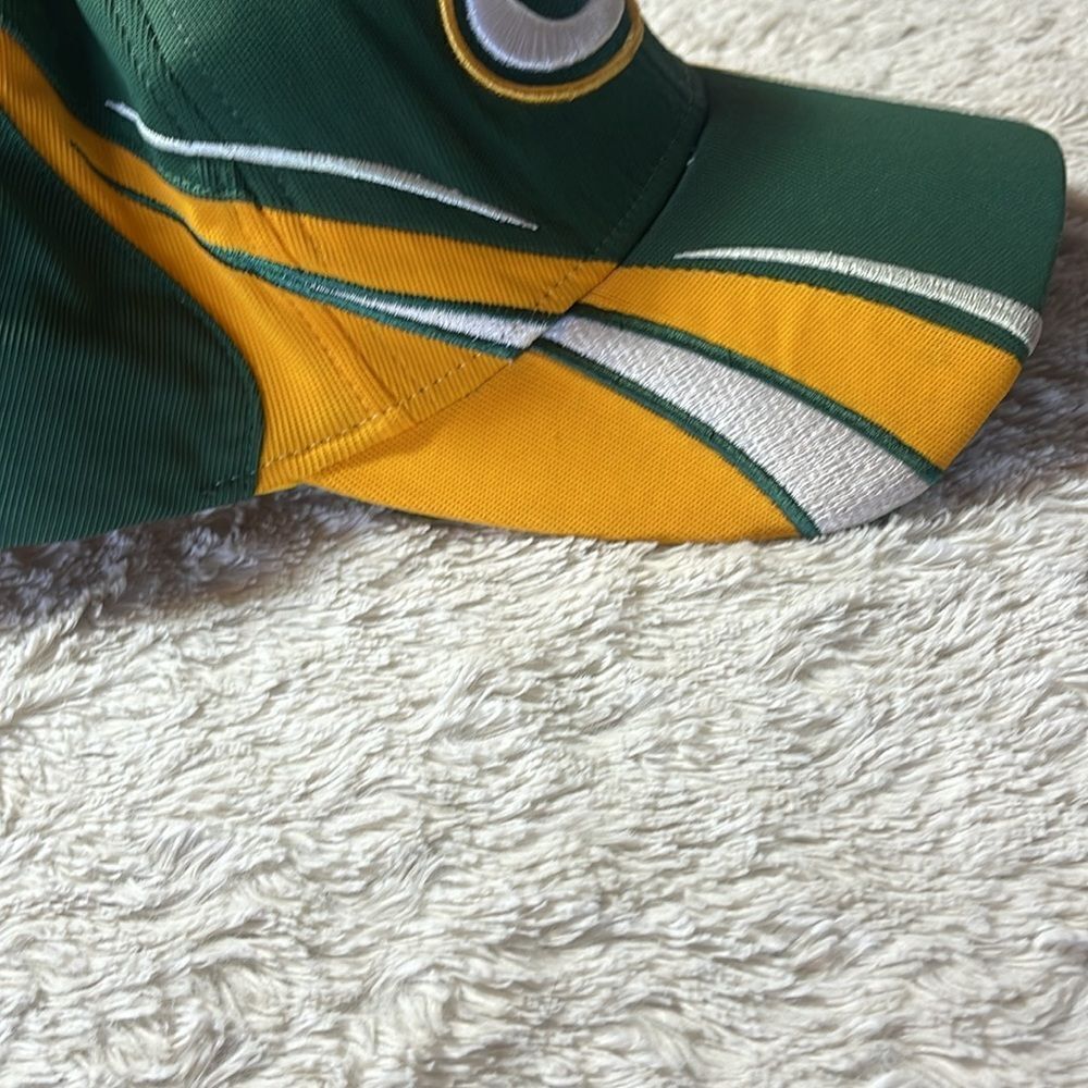 Reebok Green Bay Packers hat - Picture 7 of 7